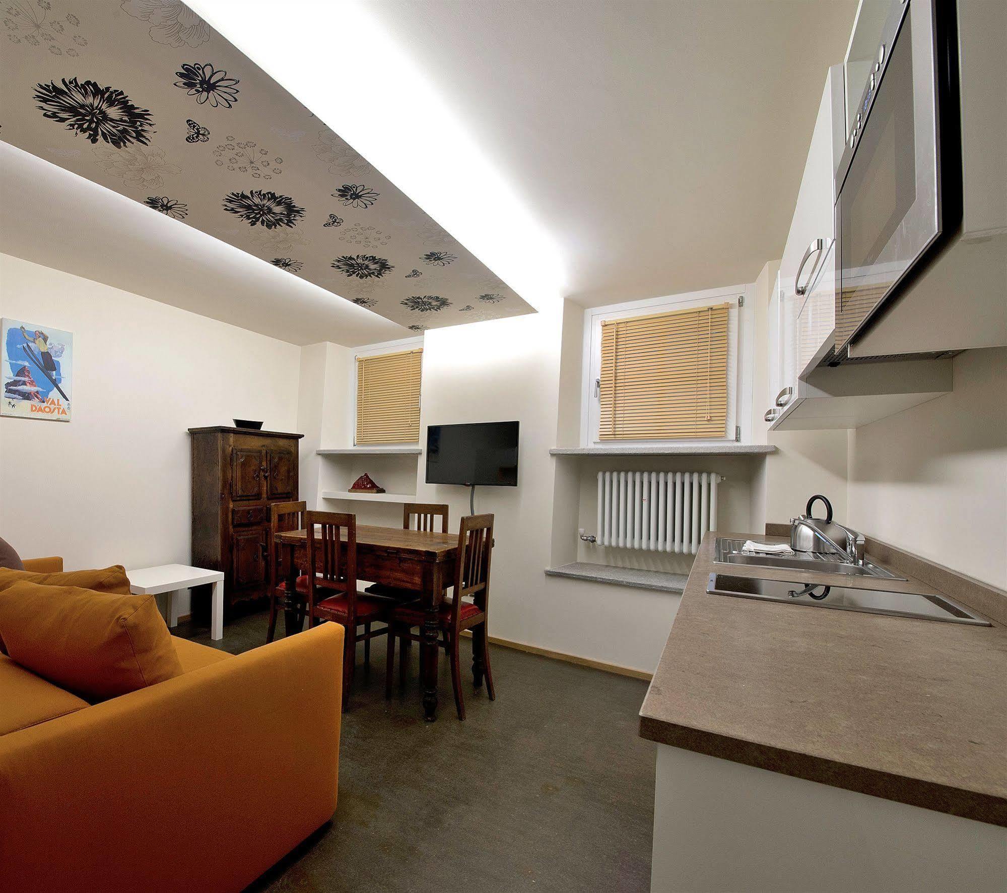 Apartements Coeur De Ville Aosta Dış mekan fotoğraf